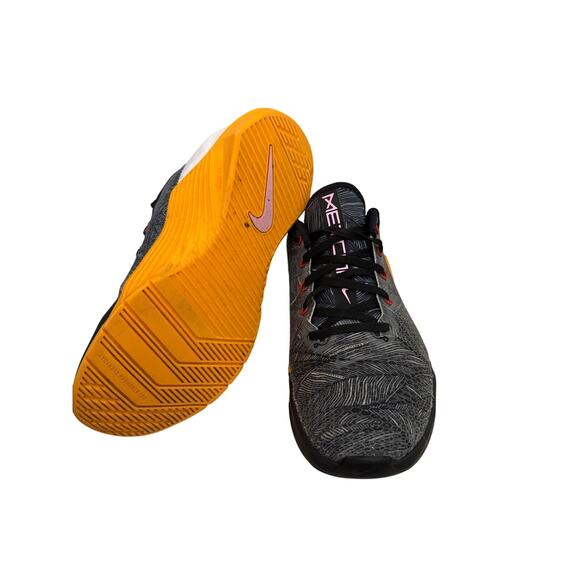 Nike Shoes Metcon Black White Orange Training Sneakers Size Women's 8.5 - Picture 3 of 4